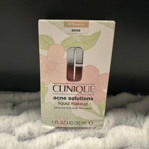 Clinique Acne Solutions Liquid Makeup - CN 10